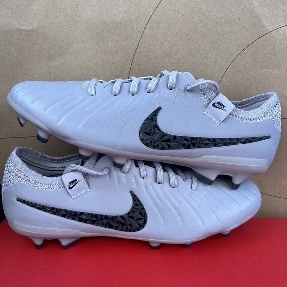 NEW Nike Tiempo Legend 10 Elite FG Atmosphere FQ3250-001 Men Sz 6, Women 7.5 main image 5